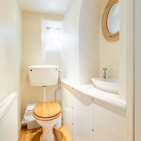 4 Bed In Ambleside Oc-Lr082 آمبيلسايد