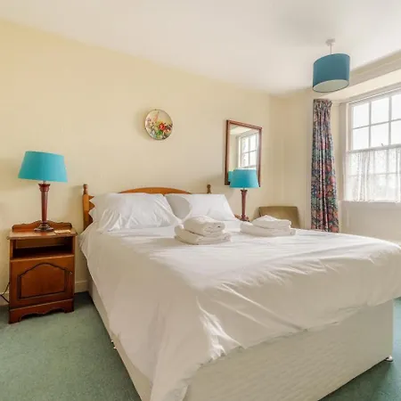 4 Bed In Oc-lr082 *