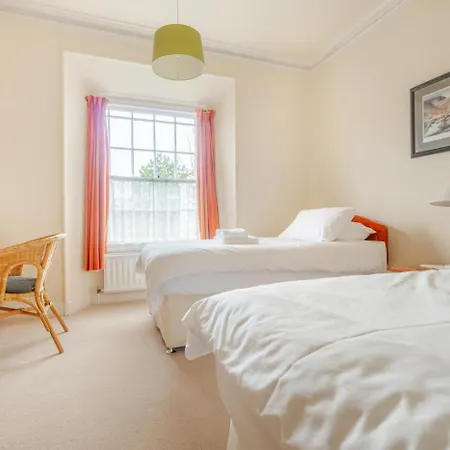 Vakantiehuis 4 Bed In Oc-lr082 *